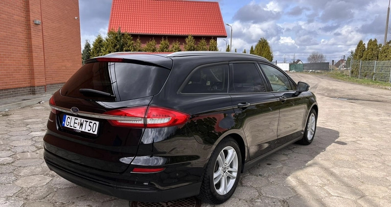 Ford Mondeo cena 72900 przebieg: 104000, rok produkcji 2018 z Lębork małe 277